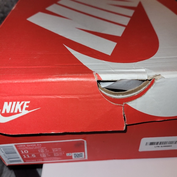 Nike Shox R4 - Picture 2 of 2